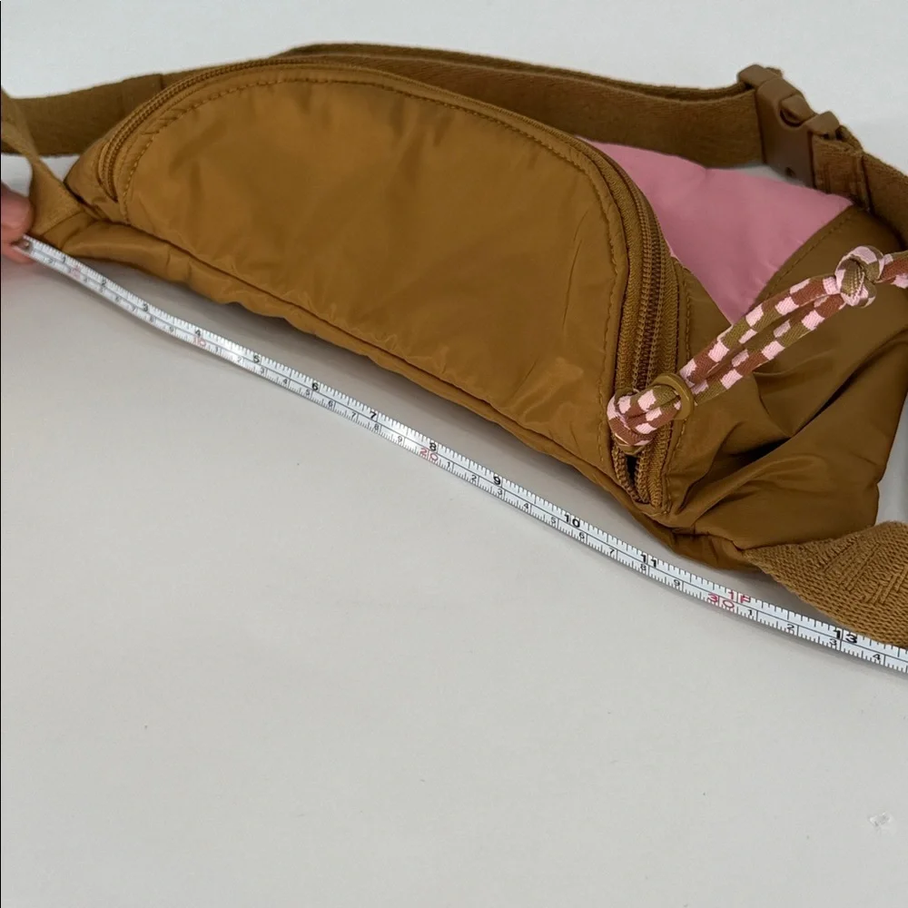 OFFLINE by Aerie Waist Bag Womens One Size Fanny Pack Adjustable Strap